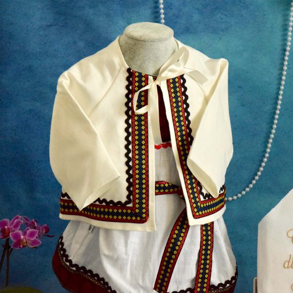 costum traditional botez vesta tricolor baiat 7 piese
