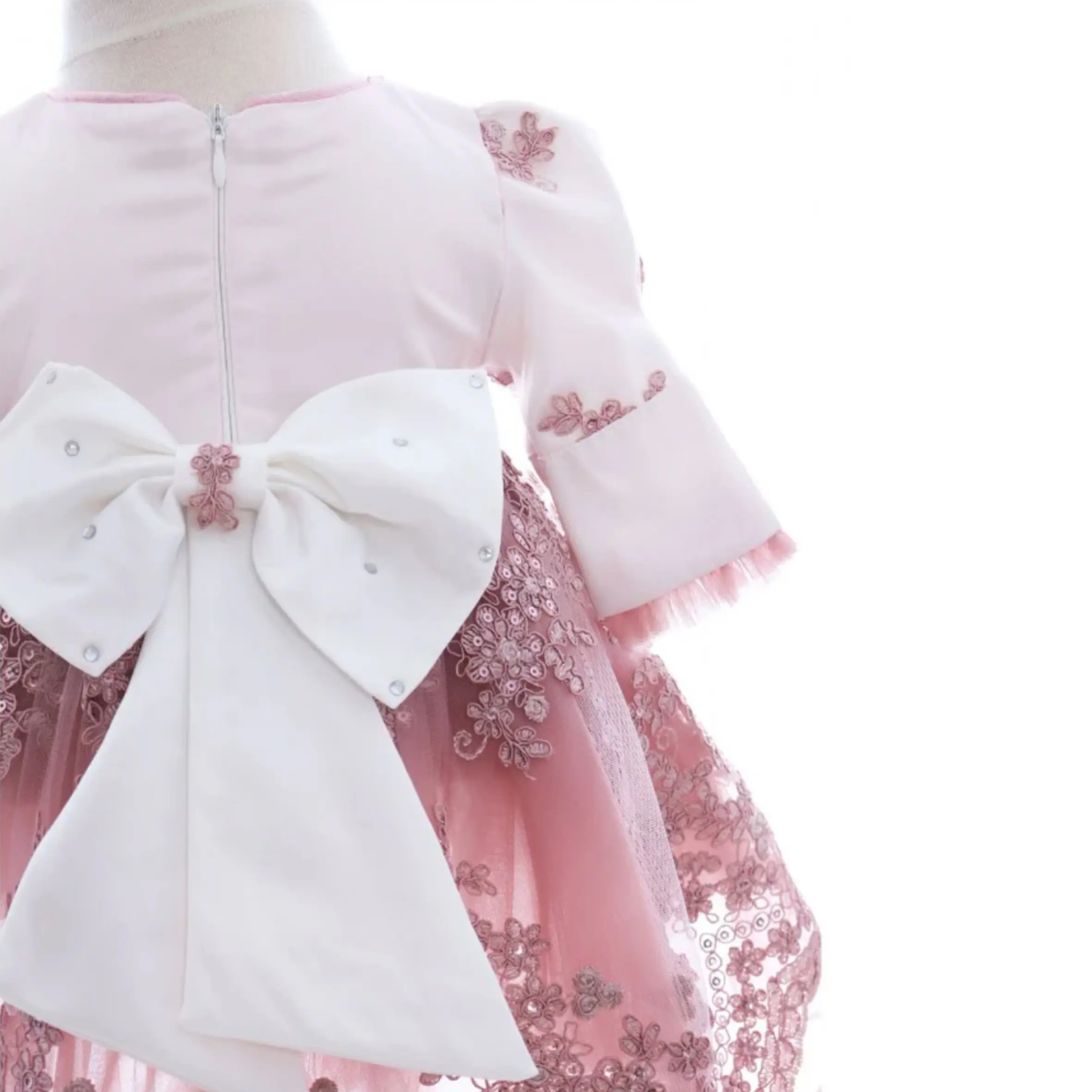 rochita botez contesa roz funda